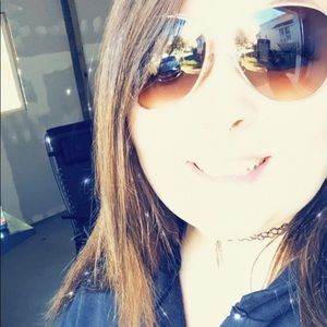 Meet your Posher, Lindsey